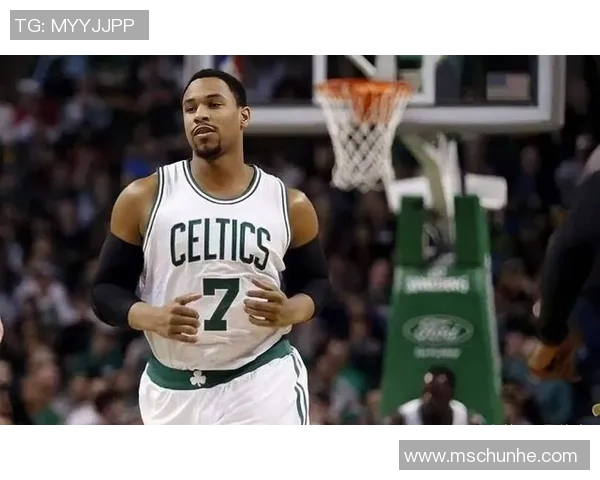 篮球明星凸嘴的魅力与挑战如何影响他们的职业生涯与公众形象